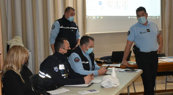 Gendarmerie et Police Municipale à la rencontre des Claixois : deuxième et dernière réunion 2021!